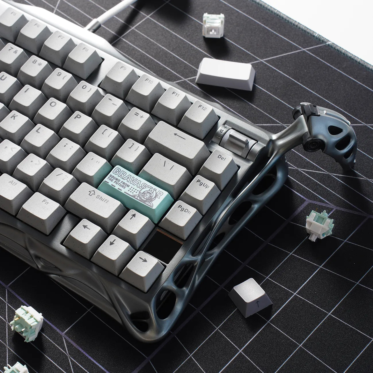 Planet mechanical keyboard three-mode connection